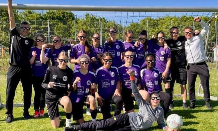 Landesligameister B-Juniorinnen